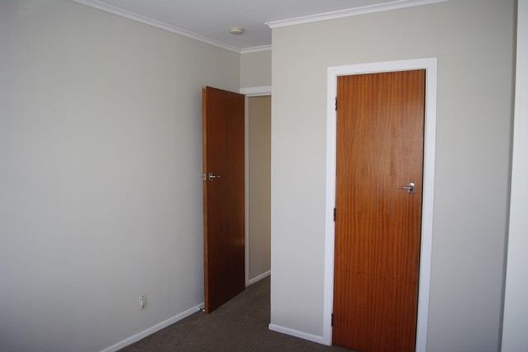 Photo of property in 23 Diane Grove, Paparangi, Wellington, 6037