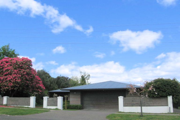 Photo of property in 17 Pataka Road, Taupo, 3330