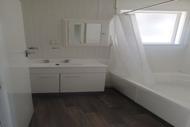 Photo of property in 6 Sefton Street, Havelock North, 4130