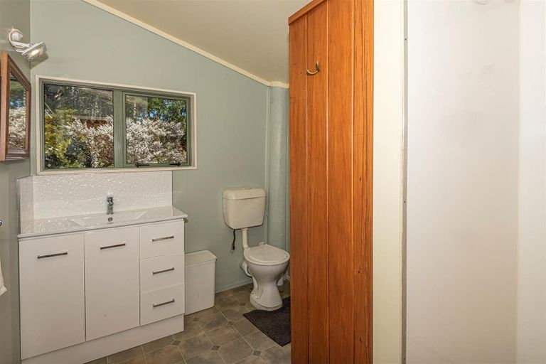 Photo of property in 3 Oakura Road, Oakura, Hikurangi, 0184