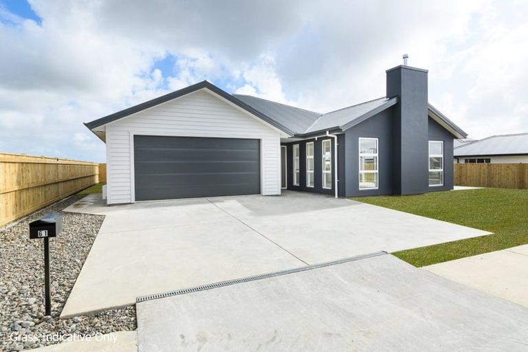 Photo of property in 61 Atlantic Drive, Fitzherbert, Palmerston North, 4410