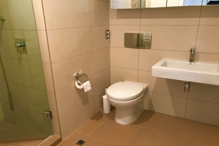 Photo of property in 2/16 Huron Street, Takapuna, Auckland, 0622