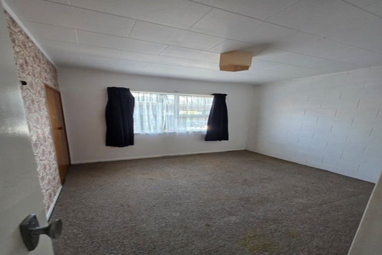 Photo of property in 1 West End Avenue, Woodhill, Whangarei, 0110