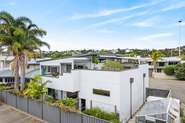 Photo of property in 1 Vulcan Lane, Ahuriri, Napier, 4110