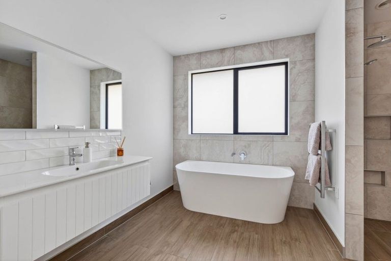 Photo of property in 354 Lamb Street, Leamington, Cambridge, 3495