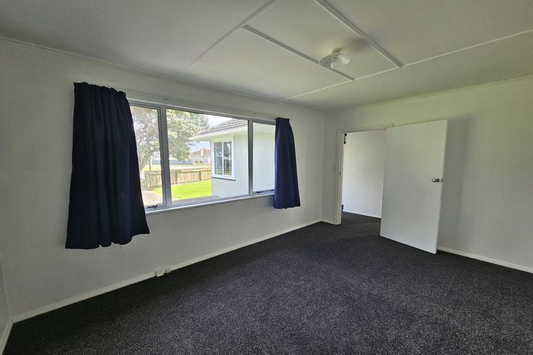 Photo of property in 30 Polson Street, Castlecliff, Whanganui, 4501
