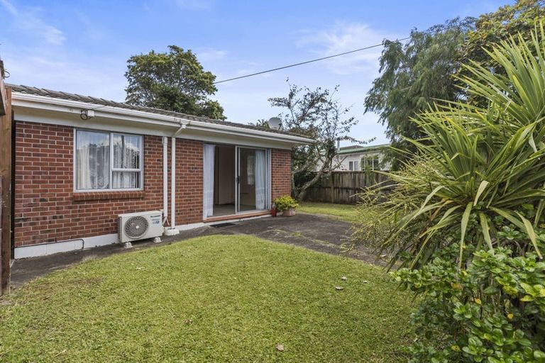 Photo of property in 26 Tamaki Bay Drive, Pakuranga, Auckland, 2010