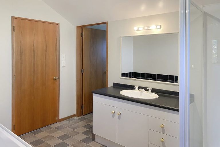 Photo of property in 15 Mclaughlins Road, Darfield, 7510