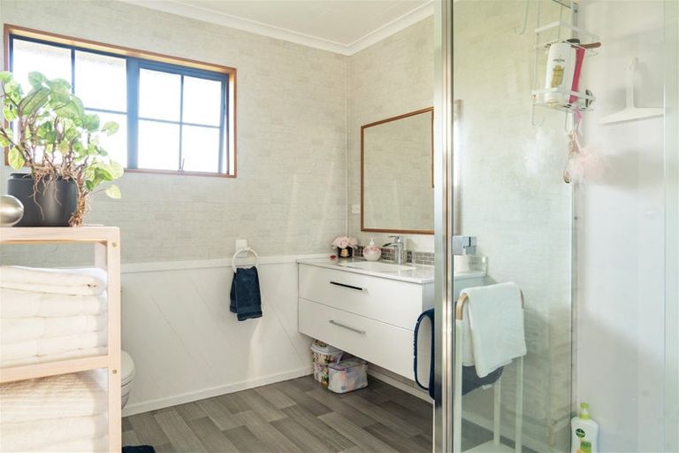 Photo of property in 49 Elderlee Street, Milton, 9220