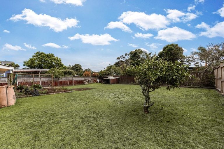 Photo of property in 9 Wellesley Road, Mangere Bridge, Auckland, 2022