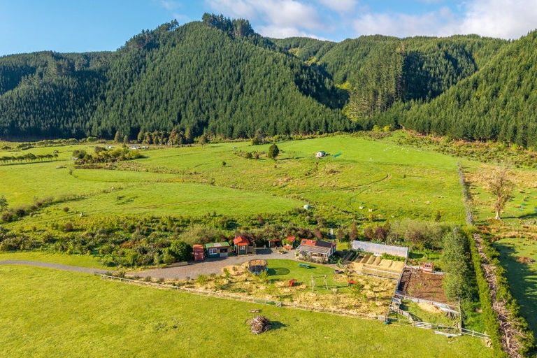 Photo of property in 1202 Otaki Gorge Road, Hautere, Otaki, 5582