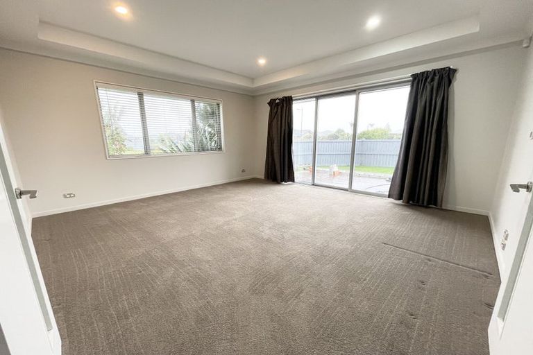 Photo of property in 26 Buckhurst Avenue, Wigram, Christchurch, 8042
