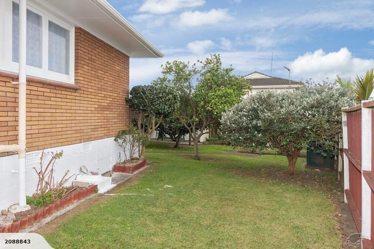 Photo of property in 26 Walworth Avenue, Pakuranga Heights, Auckland, 2010