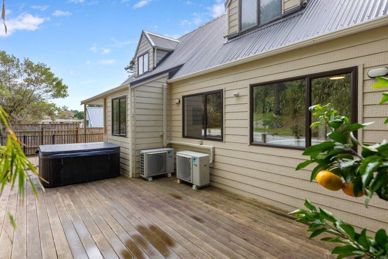 Photo of property in 32 Roto Street, Hurdon, New Plymouth, 4310