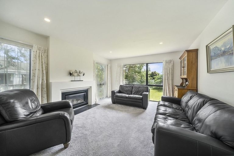 Photo of property in 56 Kapanui Road, Waikanae, 5036