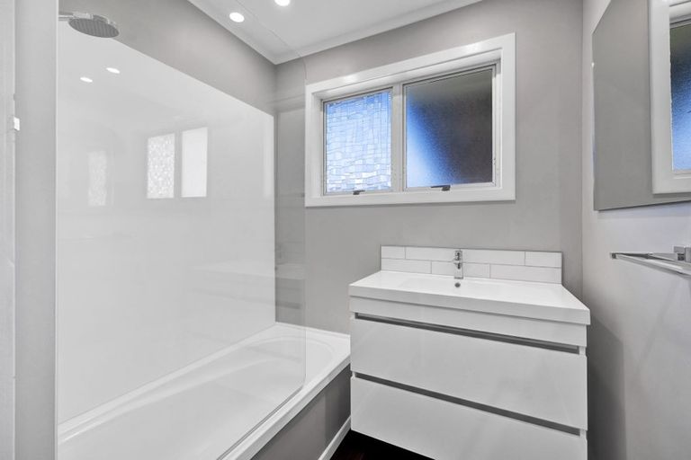 Photo of property in 39 Fairfield Road, Hawera, 4610