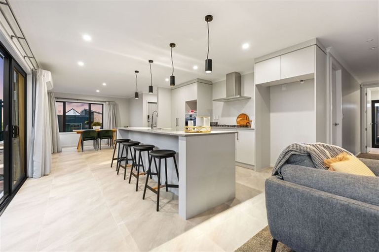 Photo of property in 37 Musselwhite Terrace, Chartwell, Hamilton, 3210