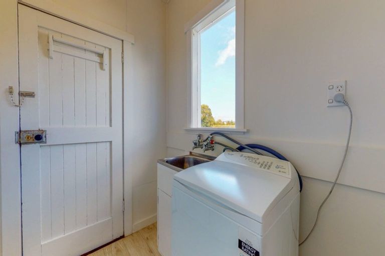 Photo of property in 10 Orchard East Road, Ngatea, 3503