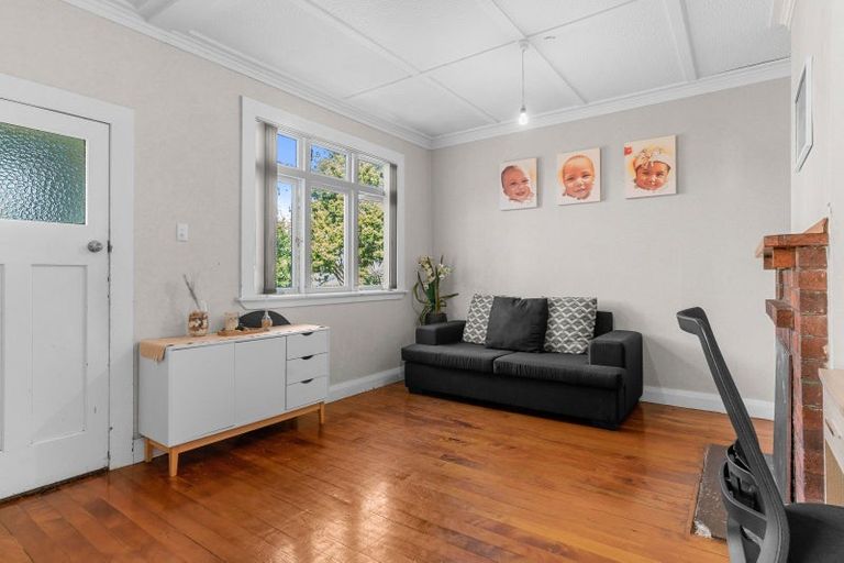Photo of property in 30 Third Avenue, Avenues, Whangarei, 0110