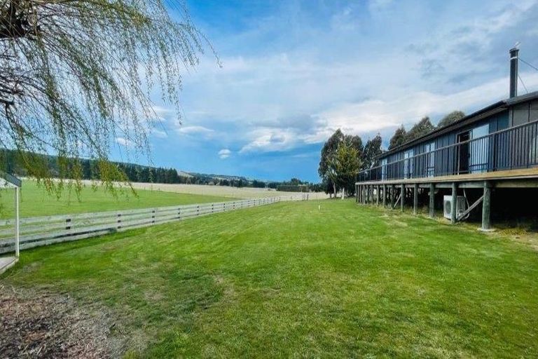 Photo of property in 718 Loburn Whiterock Road, Loburn, Rangiora, 7472