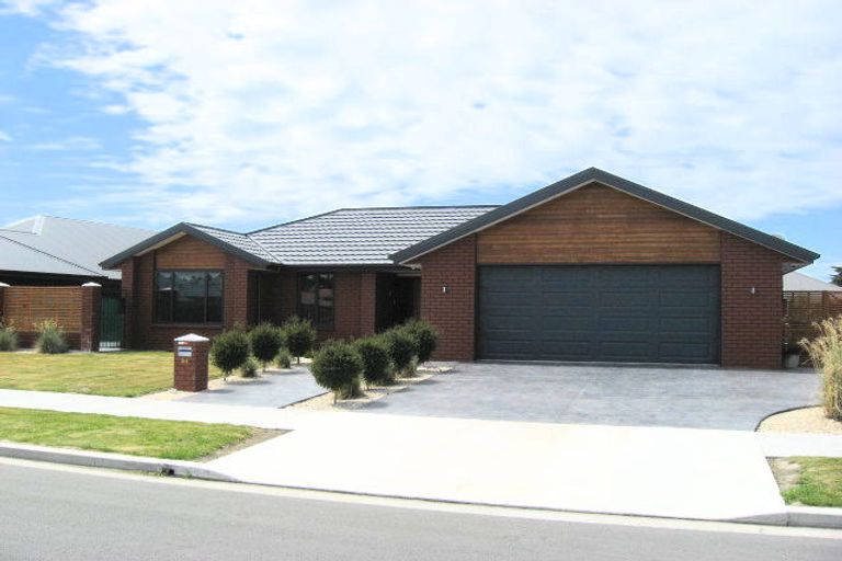 Photo of property in 64 Allison Crescent, Kaiapoi, 7630