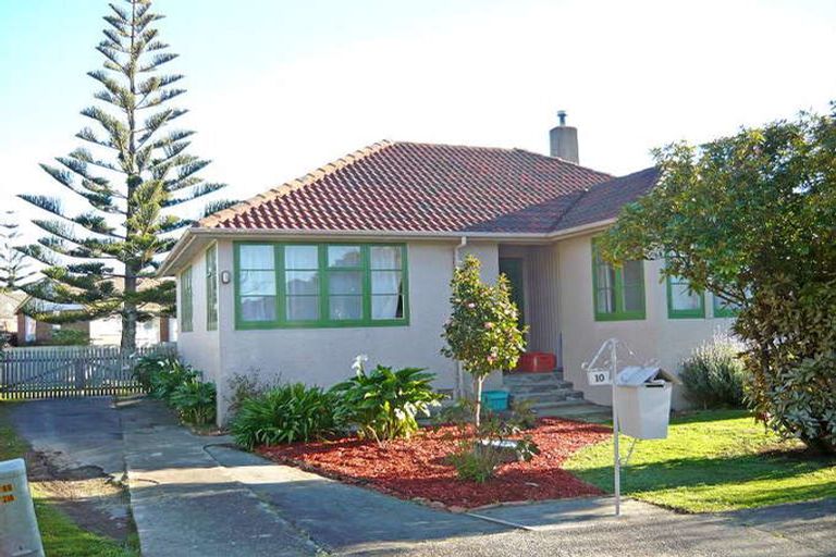 Photo of property in 10 Hamua Grove, Waiwhetu, Lower Hutt, 5010