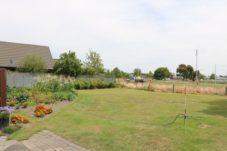 Photo of property in 17 Autumn Place, Mairehau, Christchurch, 8052