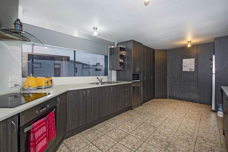 Photo of property in 2a Church Street, Hikurangi, 0114