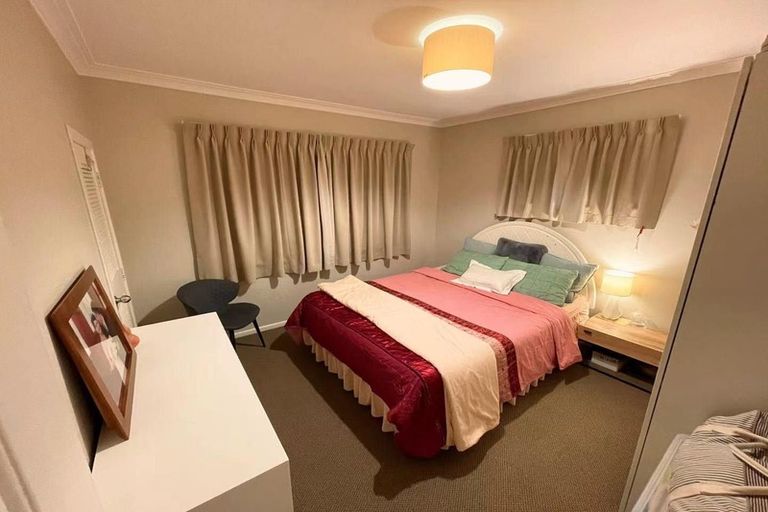 Photo of property in 101 Stanley Road, Glenfield, Auckland, 0629