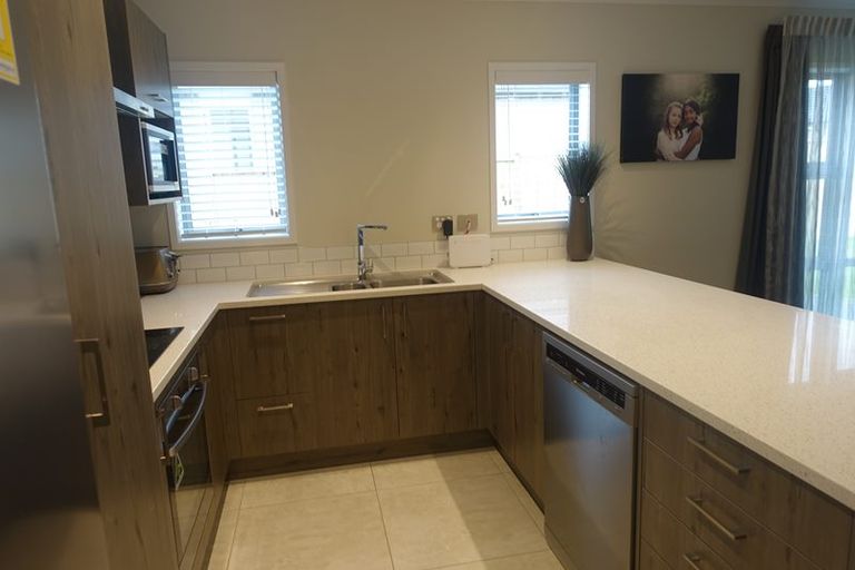 Photo of property in 140 Hillpark Drive, Pokeno, 2402