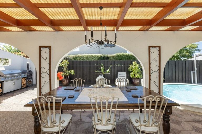 Photo of property in 7 Moana Place, Taradale, Napier, 4112