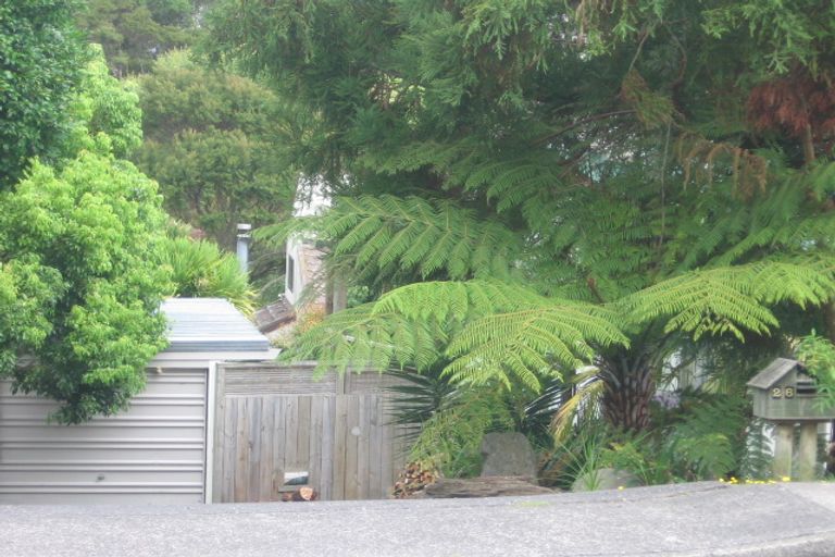 Photo of property in 26 Peach Road, Glenfield, Auckland, 0629