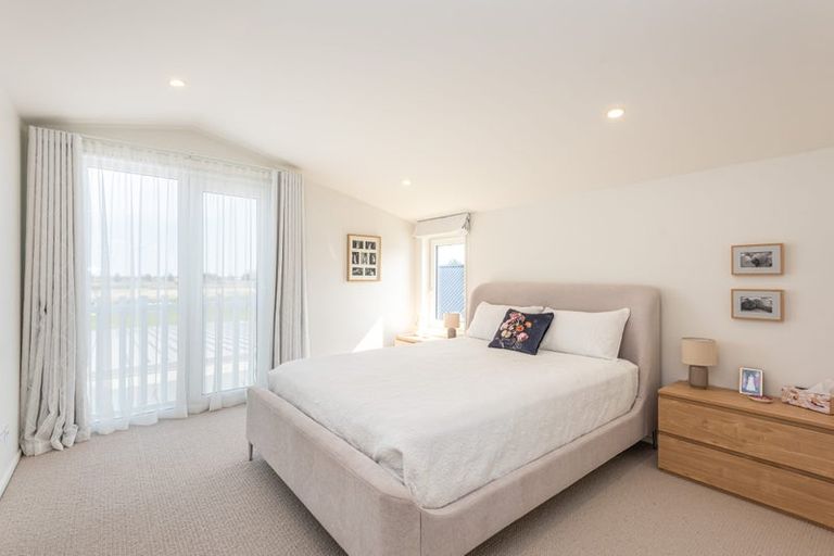 Photo of property in 17 El Patron Lane, Halswell, Christchurch, 8025