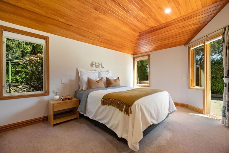 Photo of property in 732 Peninsula Road, Kelvin Heights, Queenstown, 9300