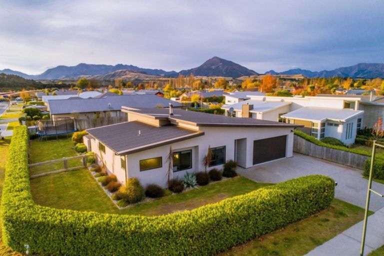 Photo of property in 54 Frye Crescent, Albert Town, Wanaka, 9305