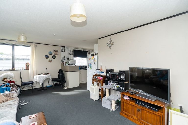 Photo of property in 133d Avalon Drive, Nawton, Hamilton, 3200