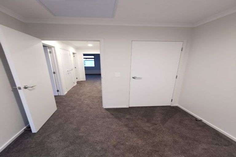 Photo of property in 46 Walter Merton Road, Hobsonville, Auckland, 0616