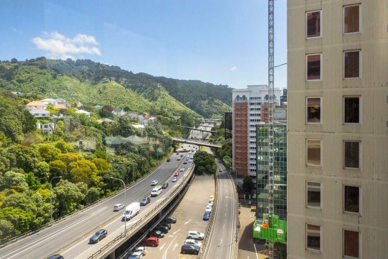 Photo of property in Terrace Tower Apartments, 10e/126 The Terrace, Wellington Central, Wellington, 6011