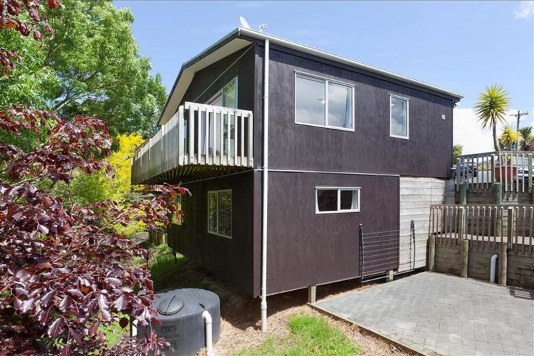 Photo of property in 62a Glendale Road, Glen Eden, Auckland, 0602