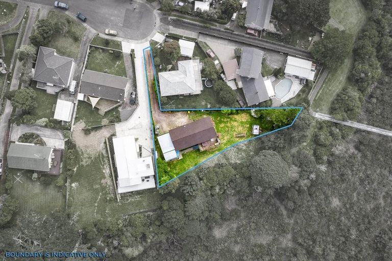 Photo of property in 56 Allington Road, Massey, Auckland, 0614