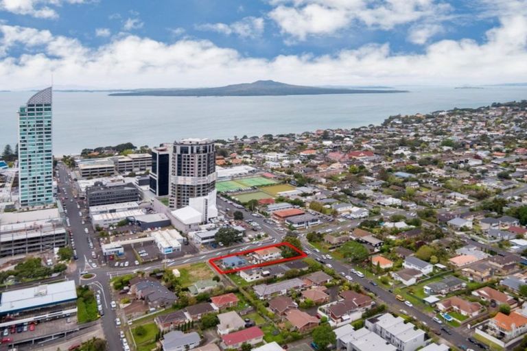 Photo of property in 5 Burns Avenue, Takapuna, Auckland, 0622