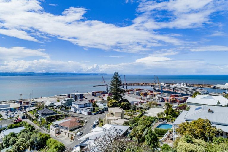 Photo of property in 159 Thompson Road, Bluff Hill, Napier, 4110