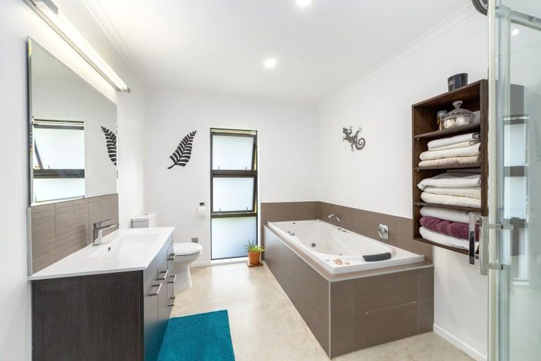 Photo of property in 64 Montys Lane, Woodside, Greytown, 5794