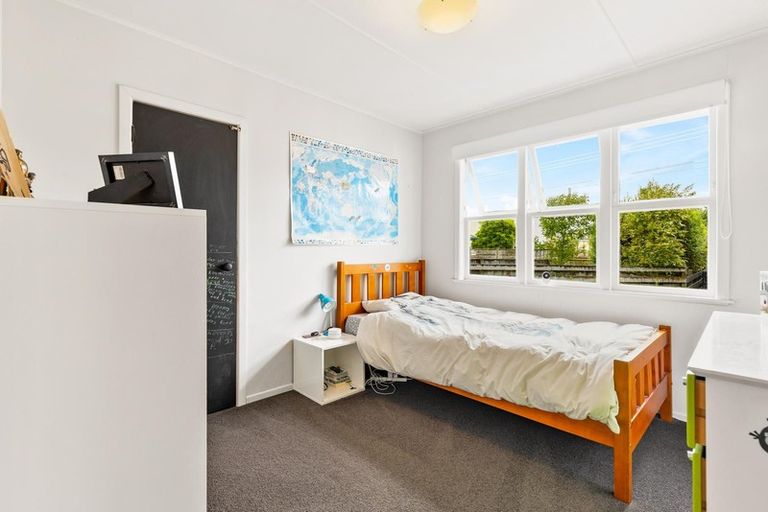 Photo of property in 39 Wharf Road, Te Atatu Peninsula, Auckland, 0610