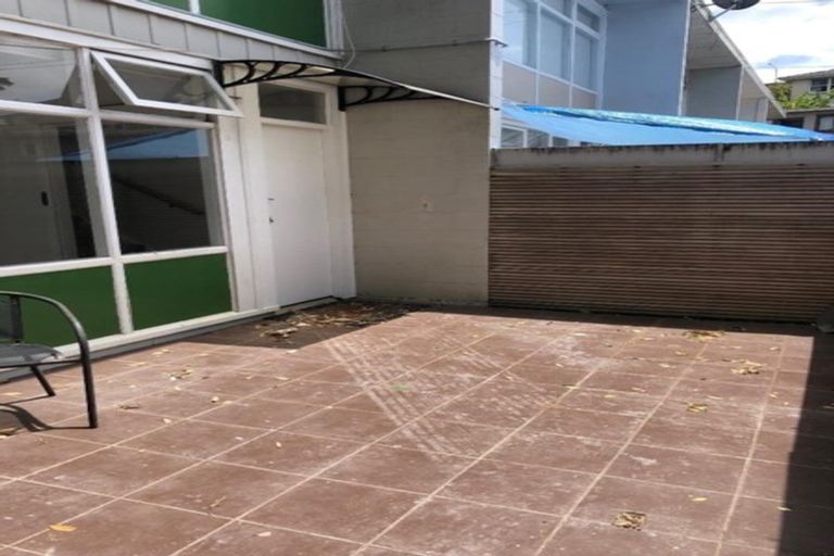 Photo of property in 9/3 Picton Street, Howick, Auckland, 2014