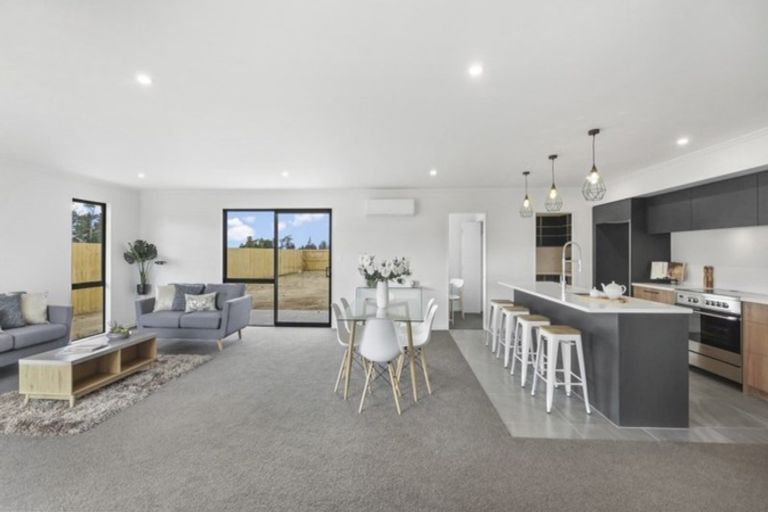 Photo of property in 11 Suffolk Drive, Kirwee, 7571