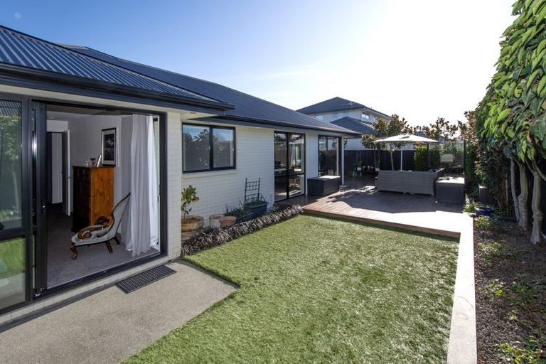 Photo of property in 4 Coulter Street, Pegasus, 7612