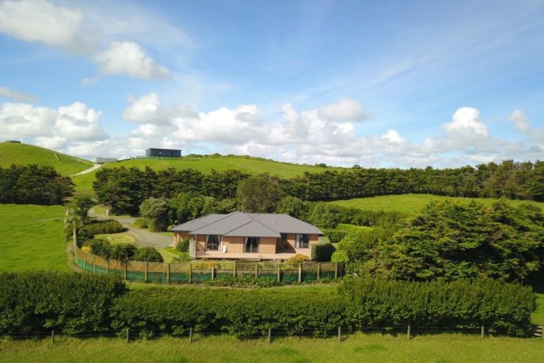 Photo of property in 286 Rehutai Road, Baylys Beach, Dargaville, 0377