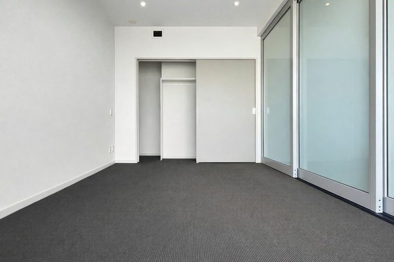 Photo of property in Summit Apartments, 7/184 Molesworth Street, Thorndon, Wellington, 6011