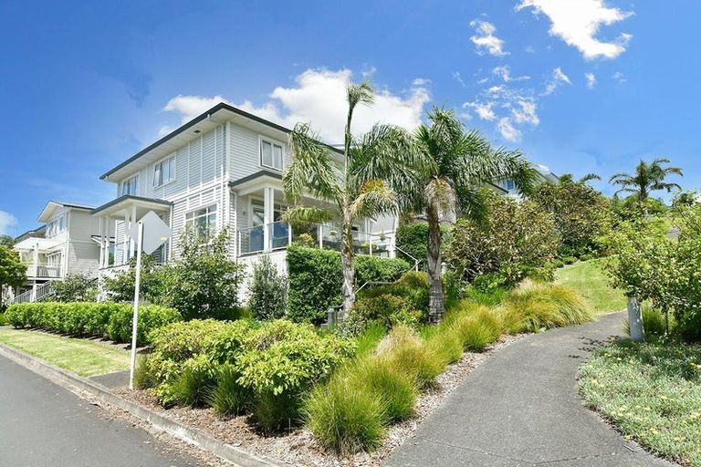 Photo of property in 37 Landmark Terrace, Orewa, 0931